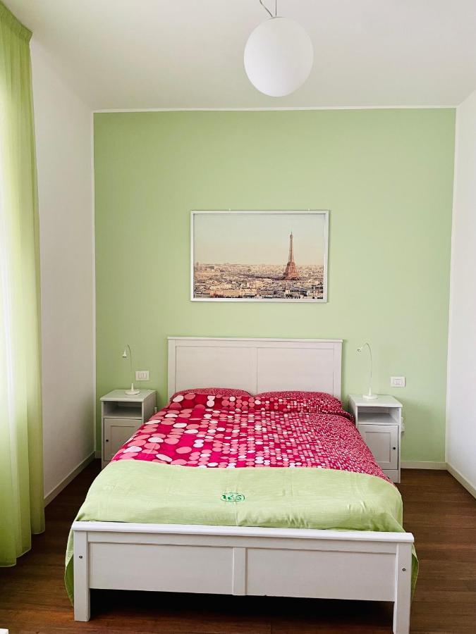Via Padova 165 Hotell Milano Exteriör bild
