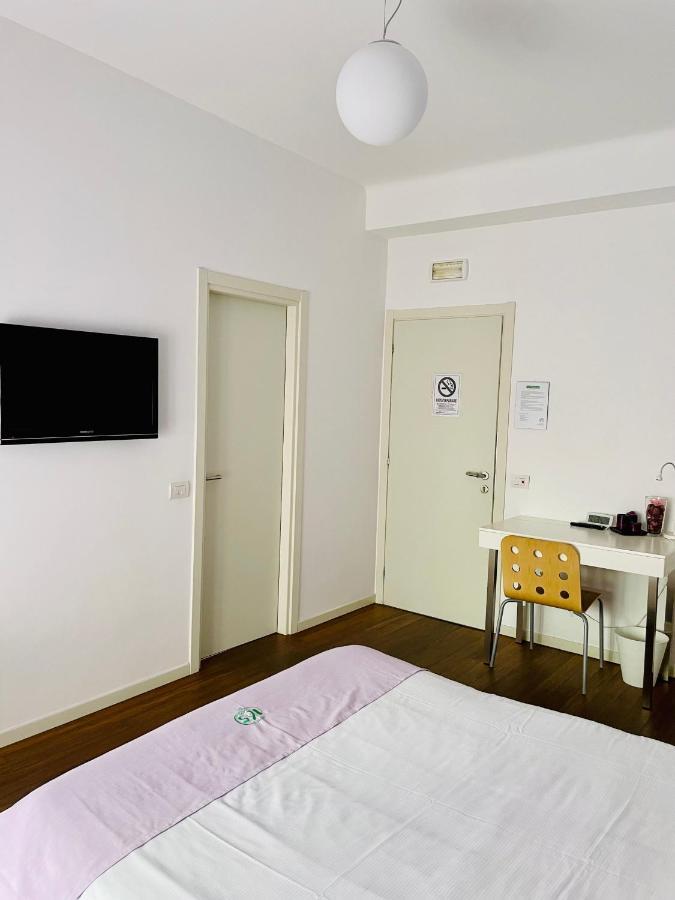 Via Padova 165 Hotell Milano Exteriör bild